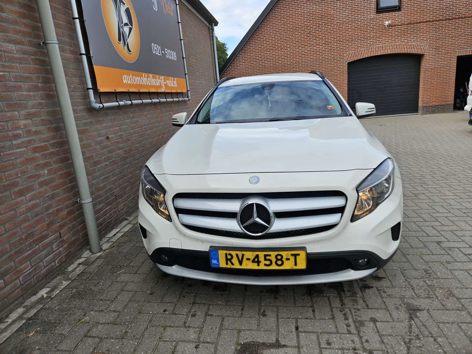 Mercedes-Benz Gla 2014 photo 2
