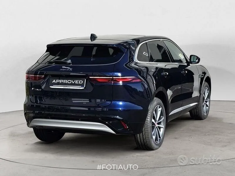 Jaguar F-Pace 2025 photo 2
