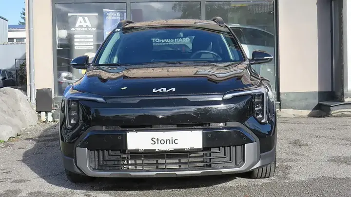 Kia Stonic 2026 photo 2