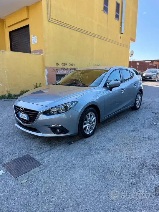 Mazda Mazda3 2016 photo 2