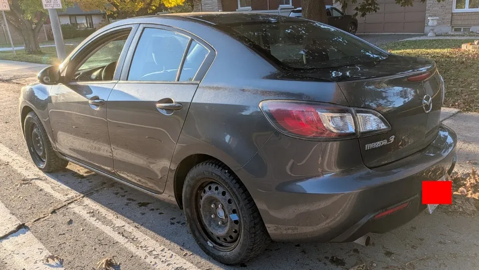 Mazda Mazda3 2011 photo 5