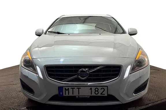 Volvo V60 2013 photo 3