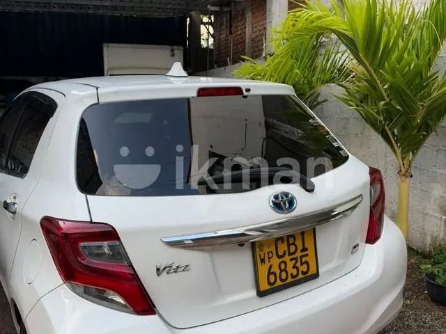 Toyota Vitz 2016 photo 4
