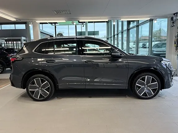 Volkswagen Tiguan 2026 photo 4