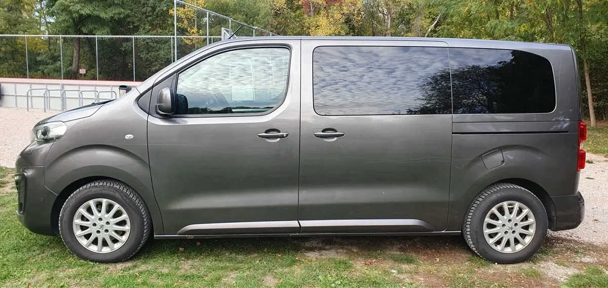 Peugeot Traveller 2016 photo 2