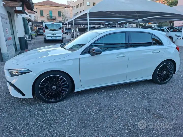 Mercedes-Benz A 180 2026 photo 4