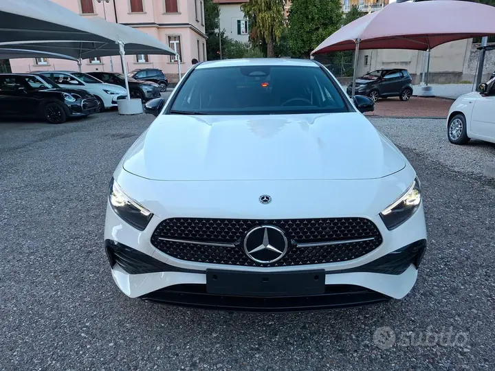Mercedes-Benz A 180 2026 photo 2