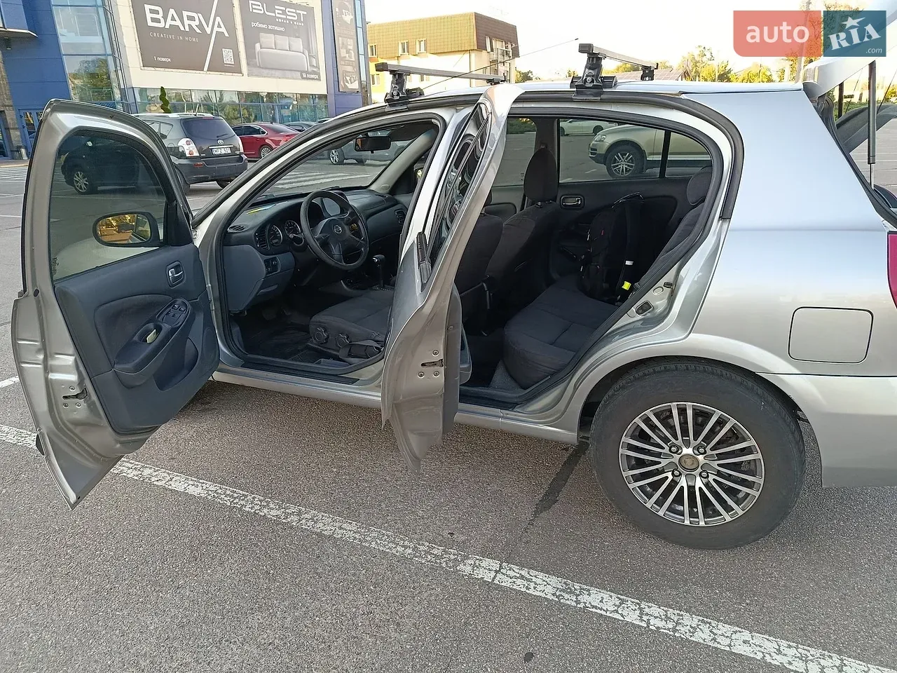 Nissan Almera 2005 photo 4