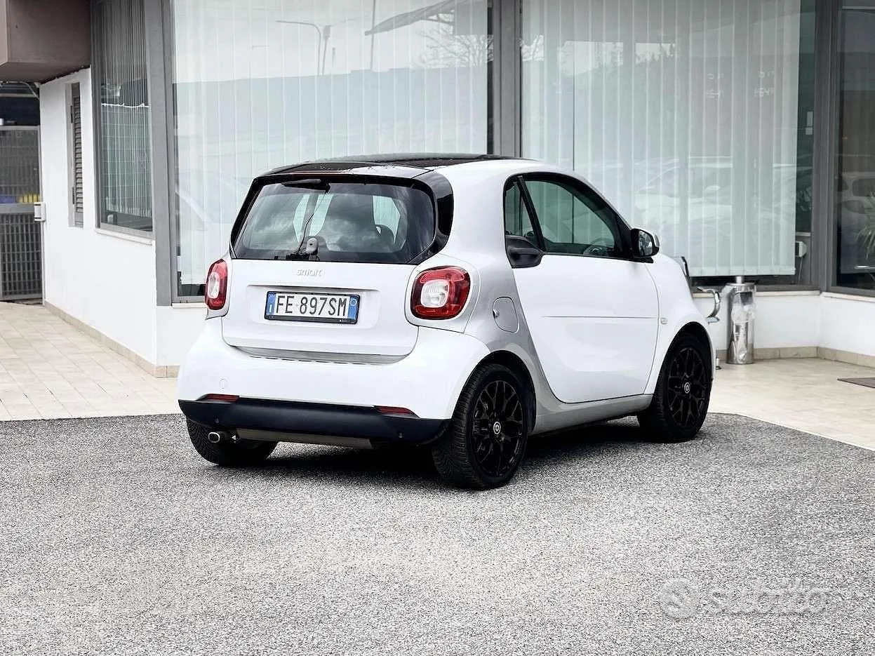 Smart Fortwo 2016 photo 5
