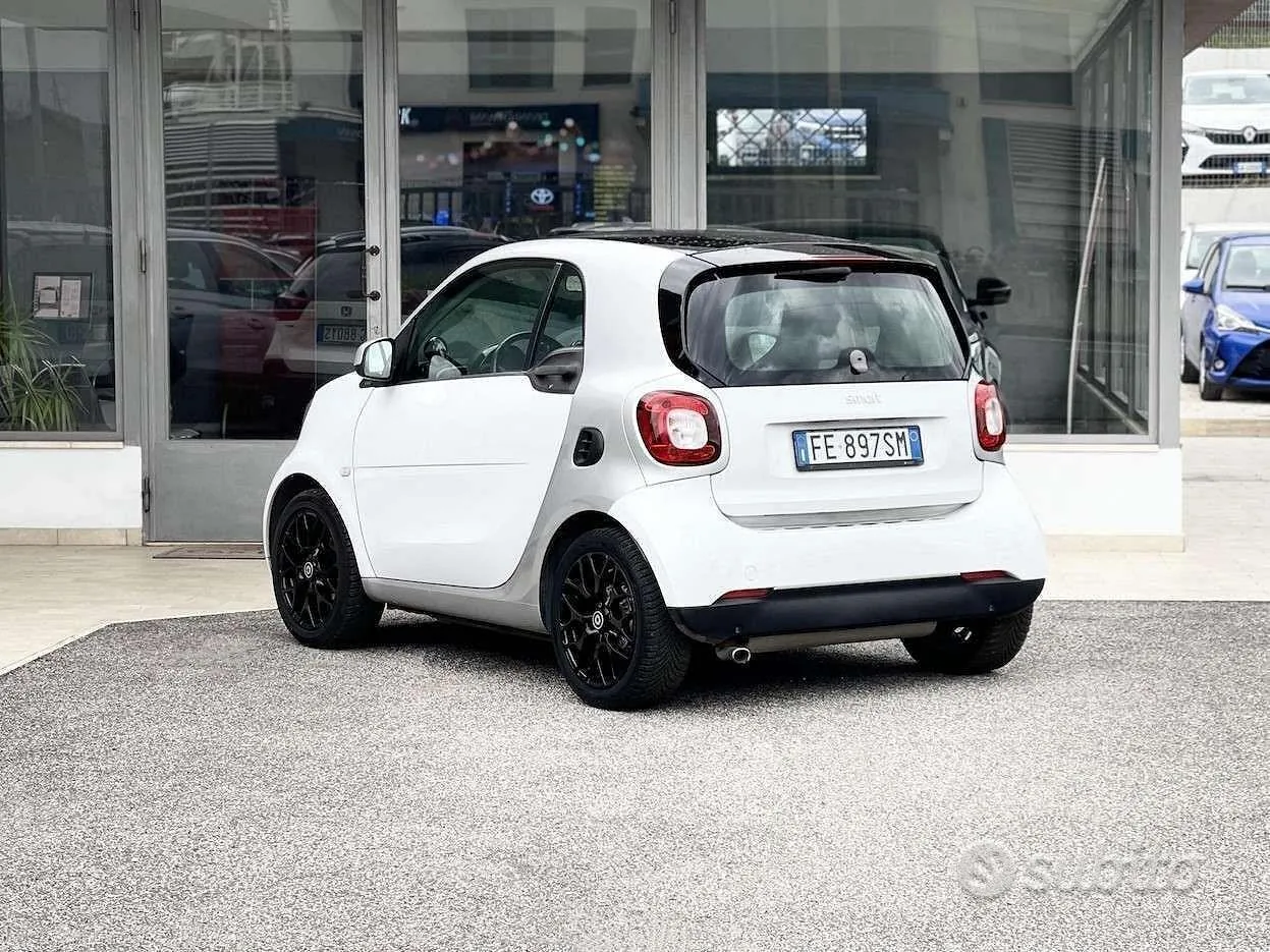 Smart Fortwo 2016 photo 4
