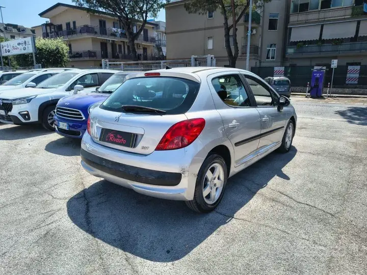 Peugeot 207 2007 photo 5