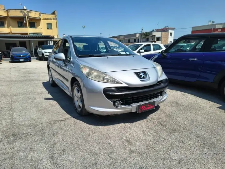 Peugeot 207 2007 photo 3
