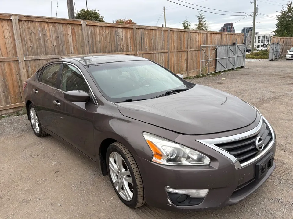 Nissan Altima