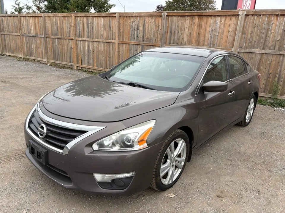 Nissan Altima