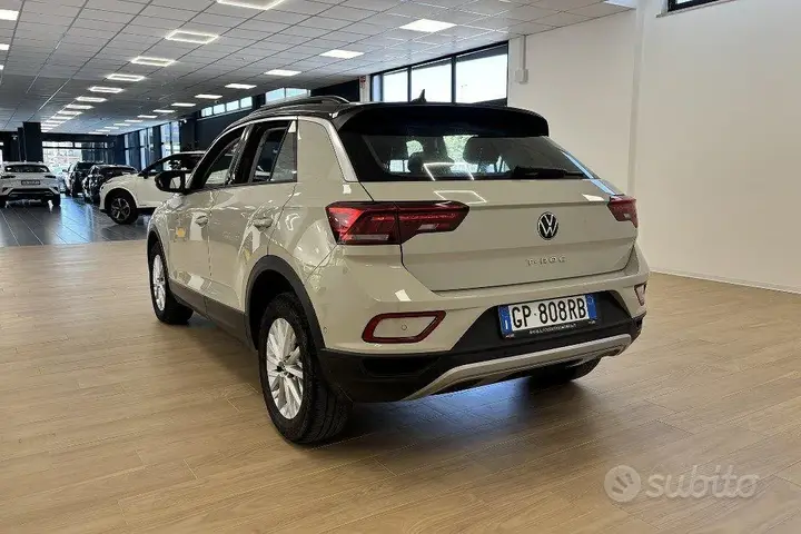 Volkswagen T-Roc 2023 photo 5