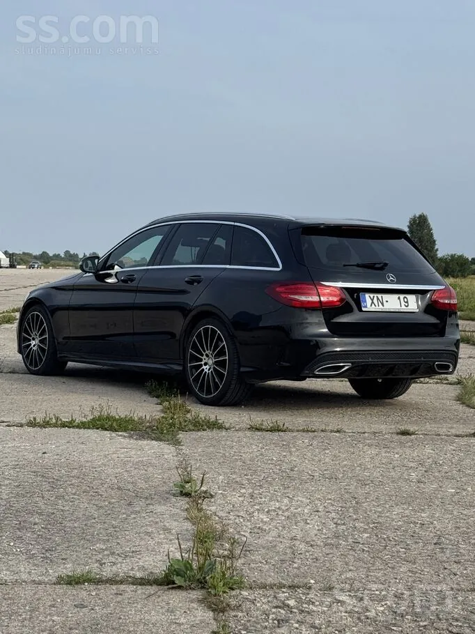 Mercedes-Benz C220 2016 photo 5