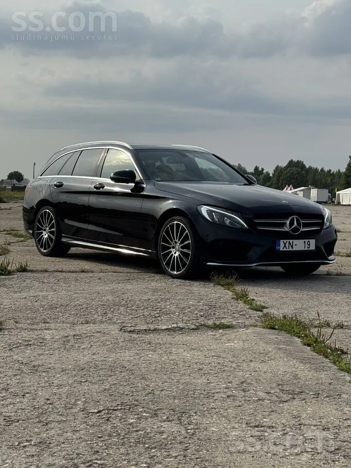 Mercedes-Benz C220 2016 photo 2