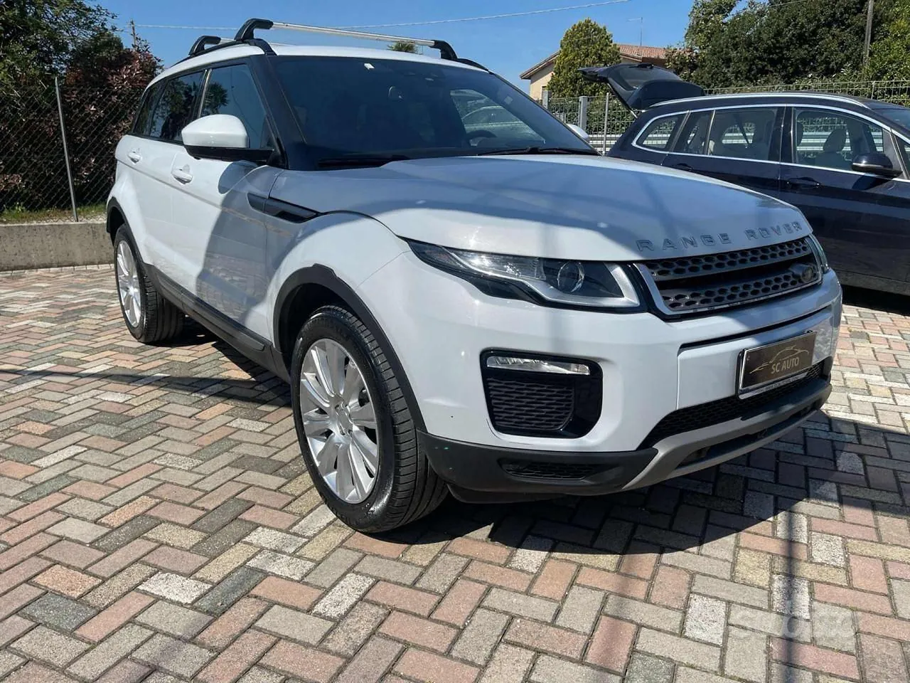 Land Rover Range Rover Evoque 2018 photo 4