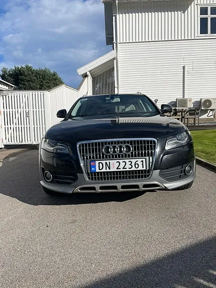 Audi A4 Allroad 2010 photo 2