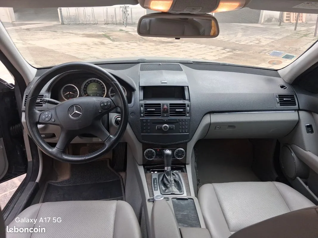 Mercedes-Benz C-Class 2008 photo 3