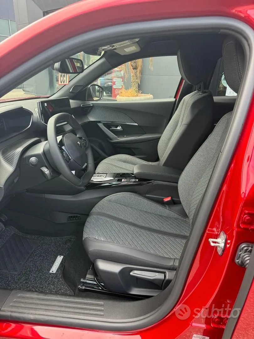 Peugeot 2008 2022 photo 5