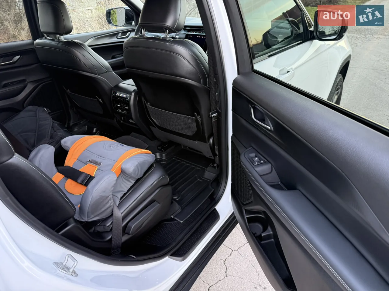 Jeep Grand Cherokee 2024 photo 4