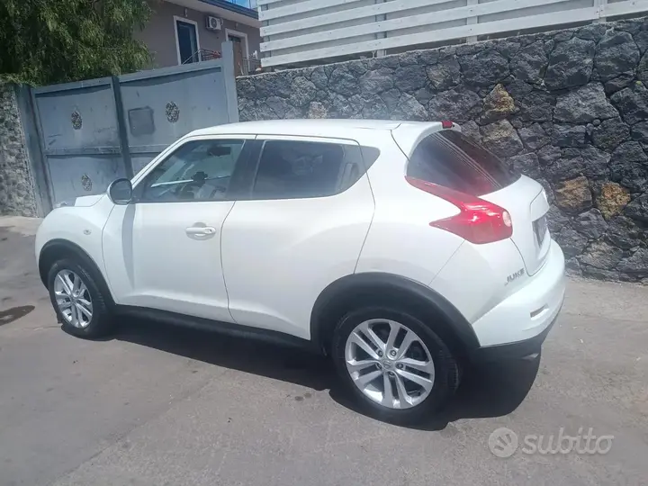 Nissan Juke 2012 photo 4