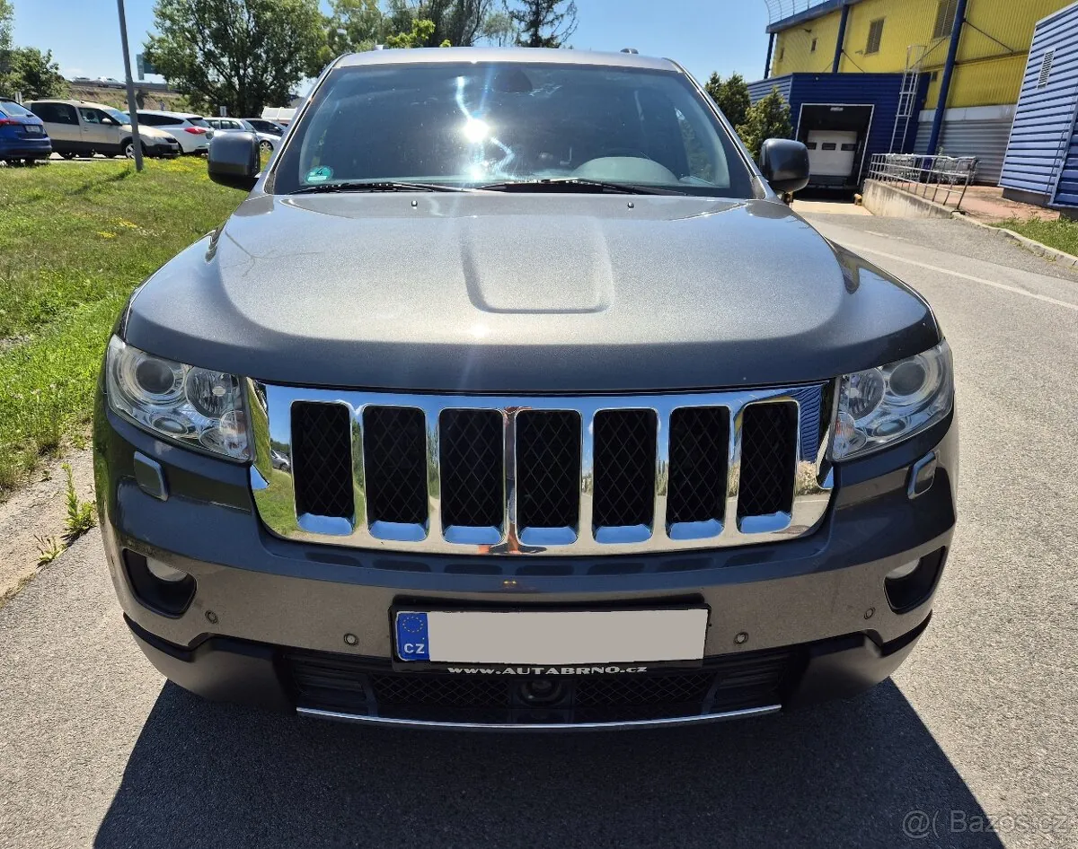 Jeep Grand Cherokee 2011 photo 2