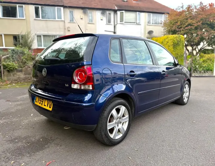 Volkswagen Polo 2009 photo 4