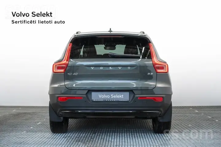 Volvo Xc40 2025 photo 4