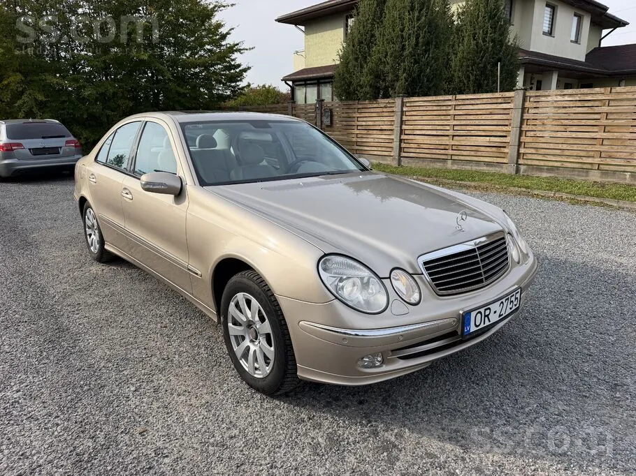 Mercedes-Benz E240 2003 photo 3