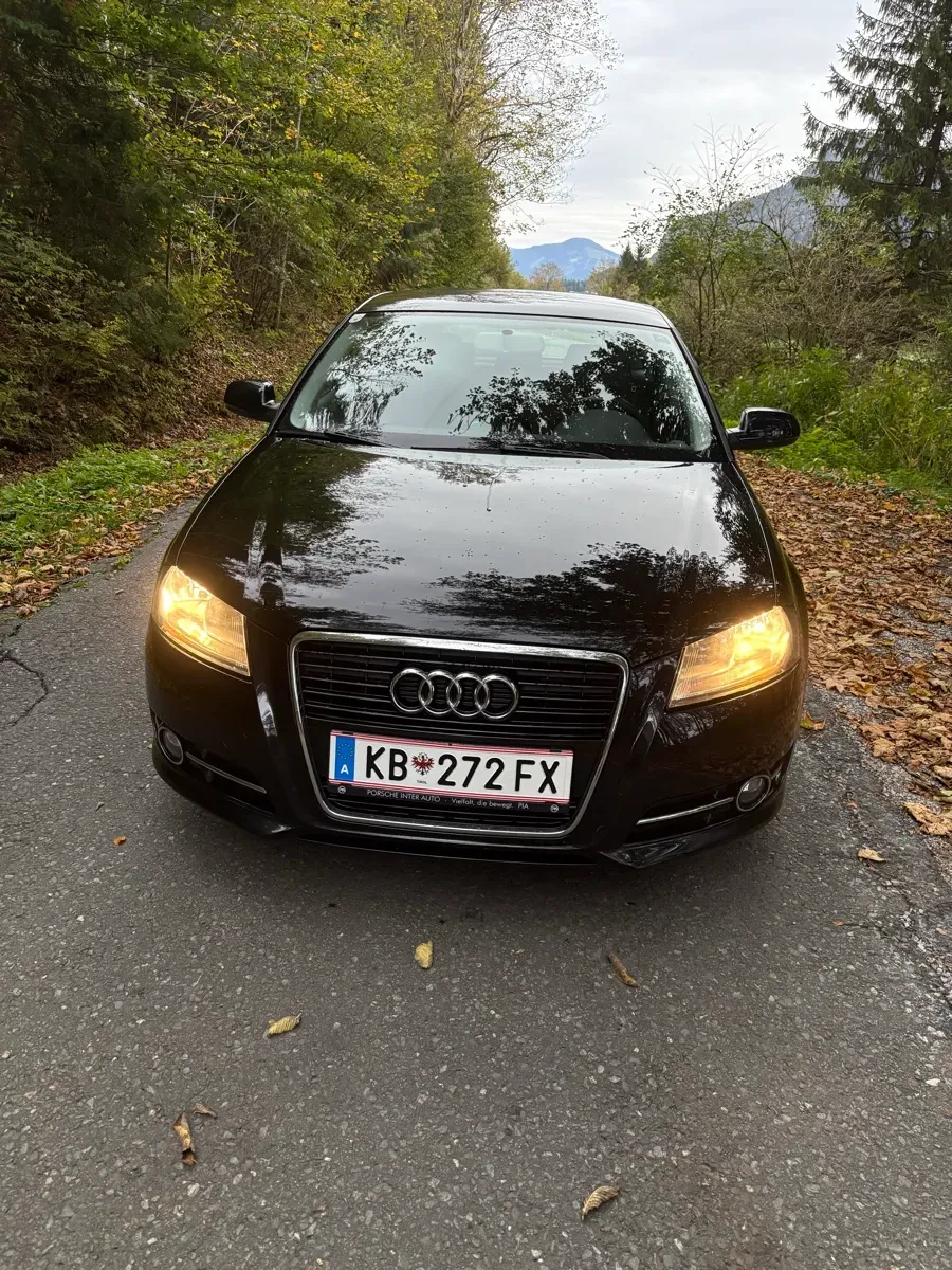 Audi A3 Sportback 2012 photo 2
