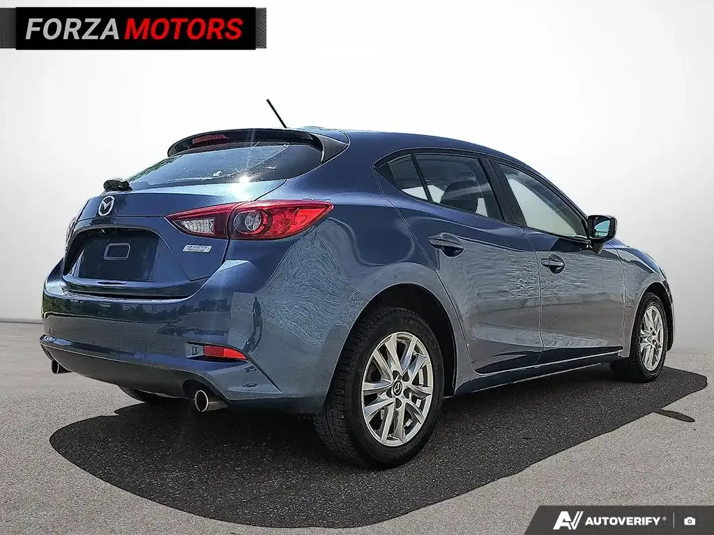 Mazda 3 2018 photo 4