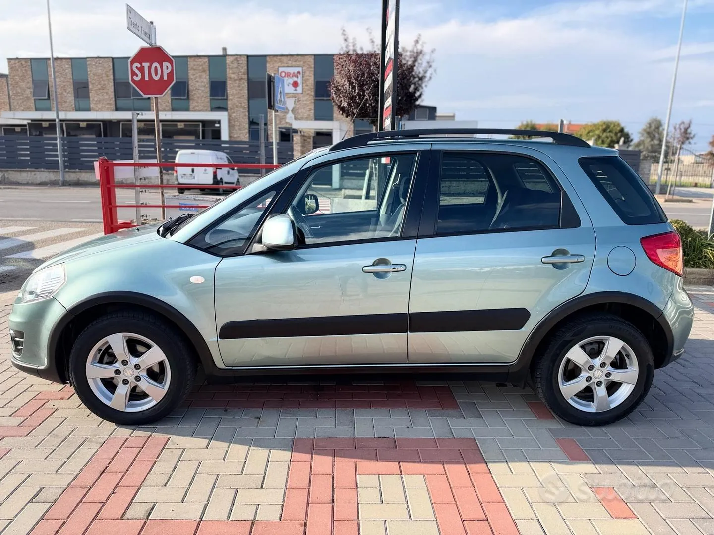 Suzuki Sx4 2011 photo 3