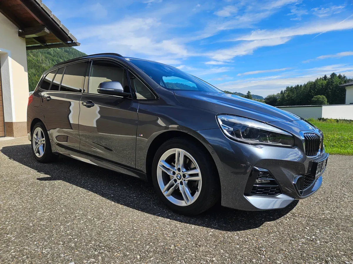 BMW 2 Series 2021 photo 2