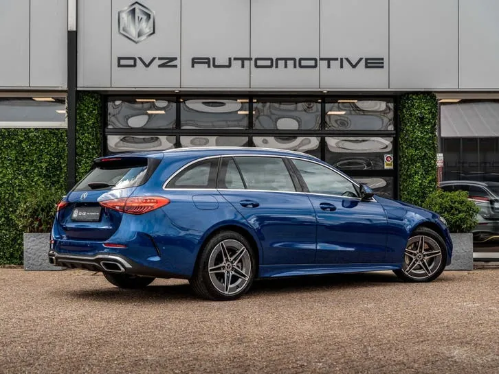Mercedes-Benz C-Class 2023 photo 3