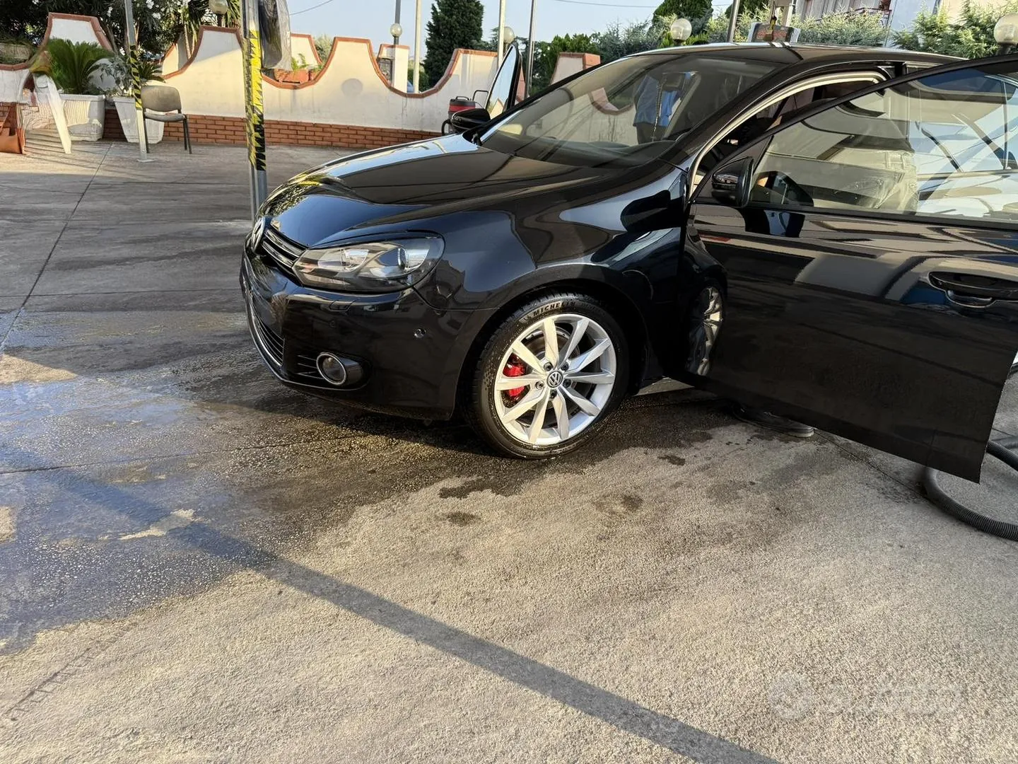 Volkswagen Golf 2010 photo 3