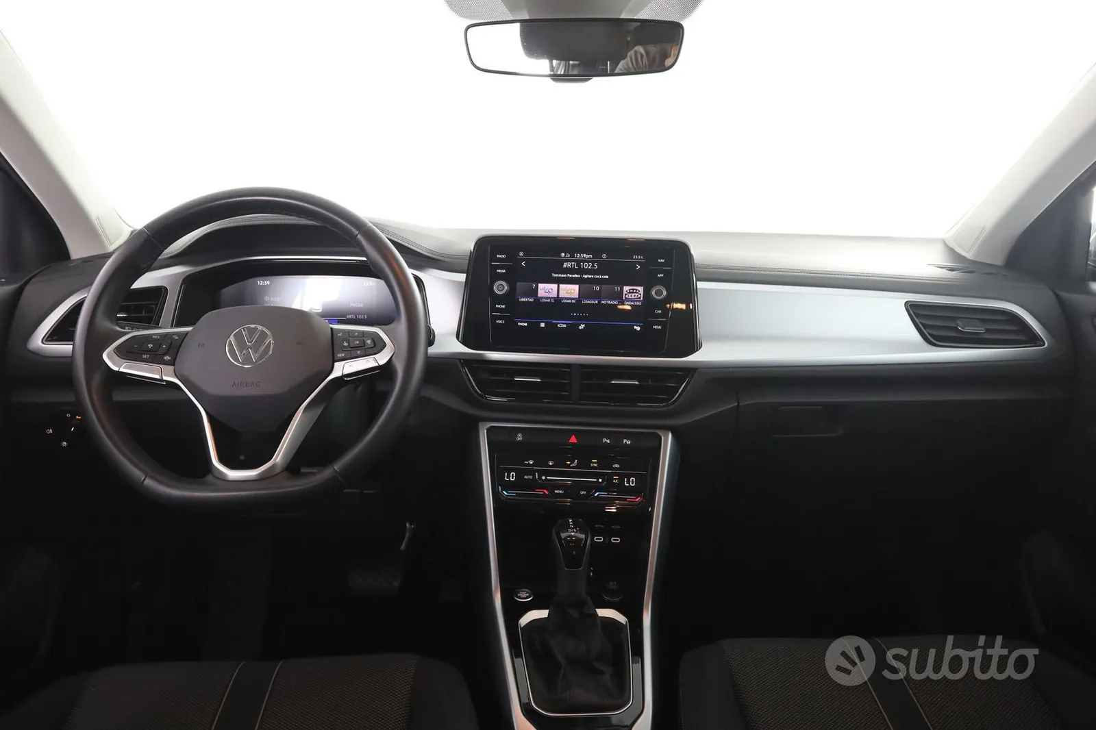 Volkswagen T-Roc 2025 photo 4