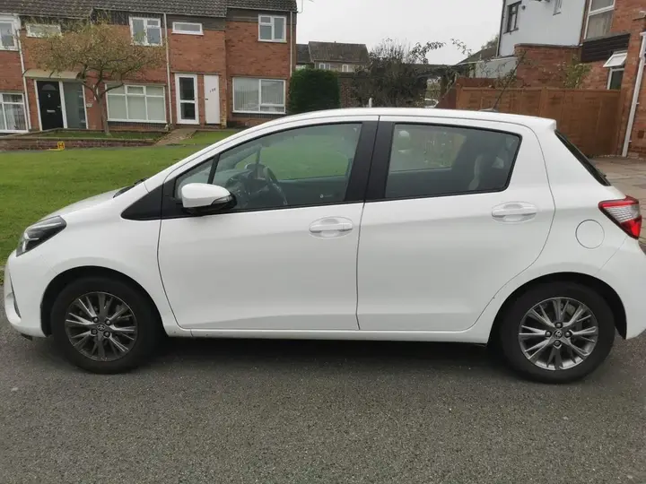 Toyota Yaris 2019 photo 3