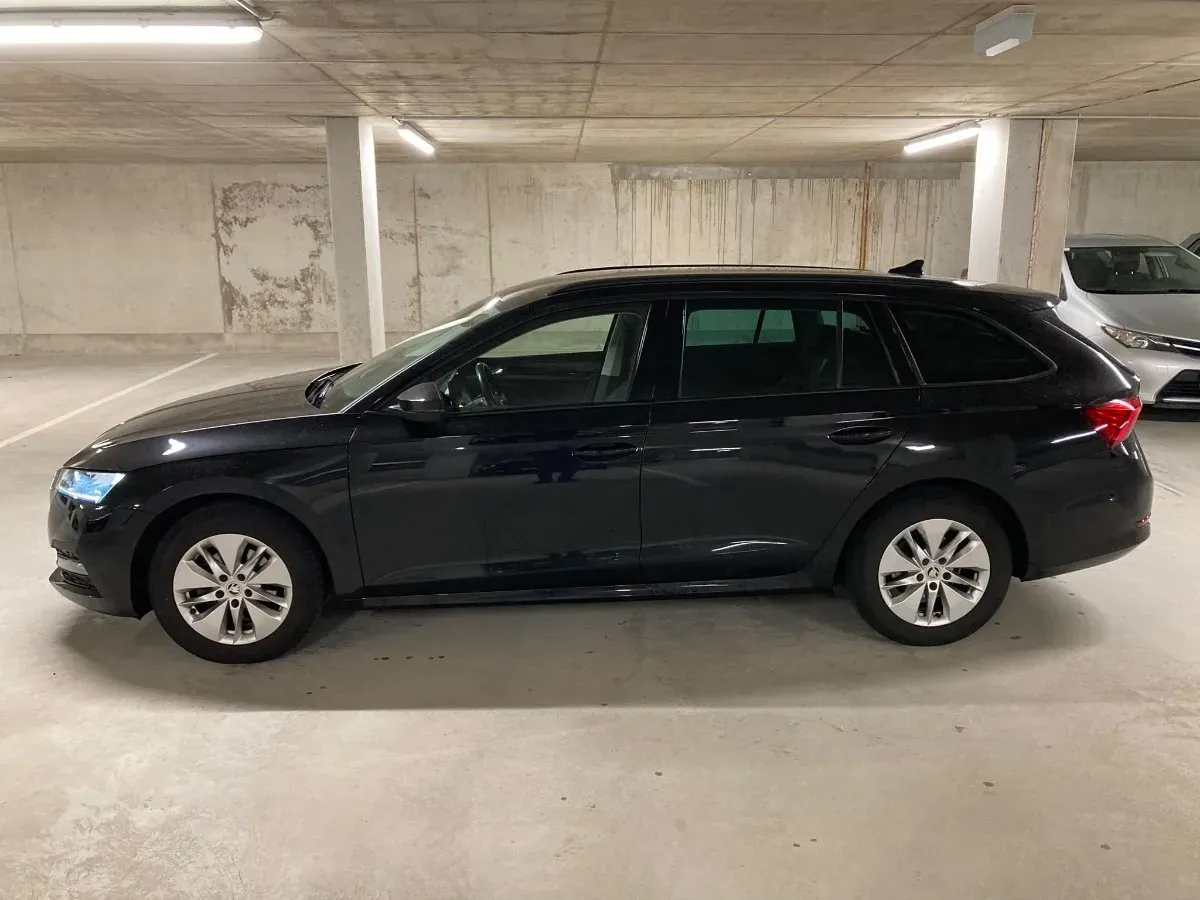 Skoda Octavia 2022 photo 2