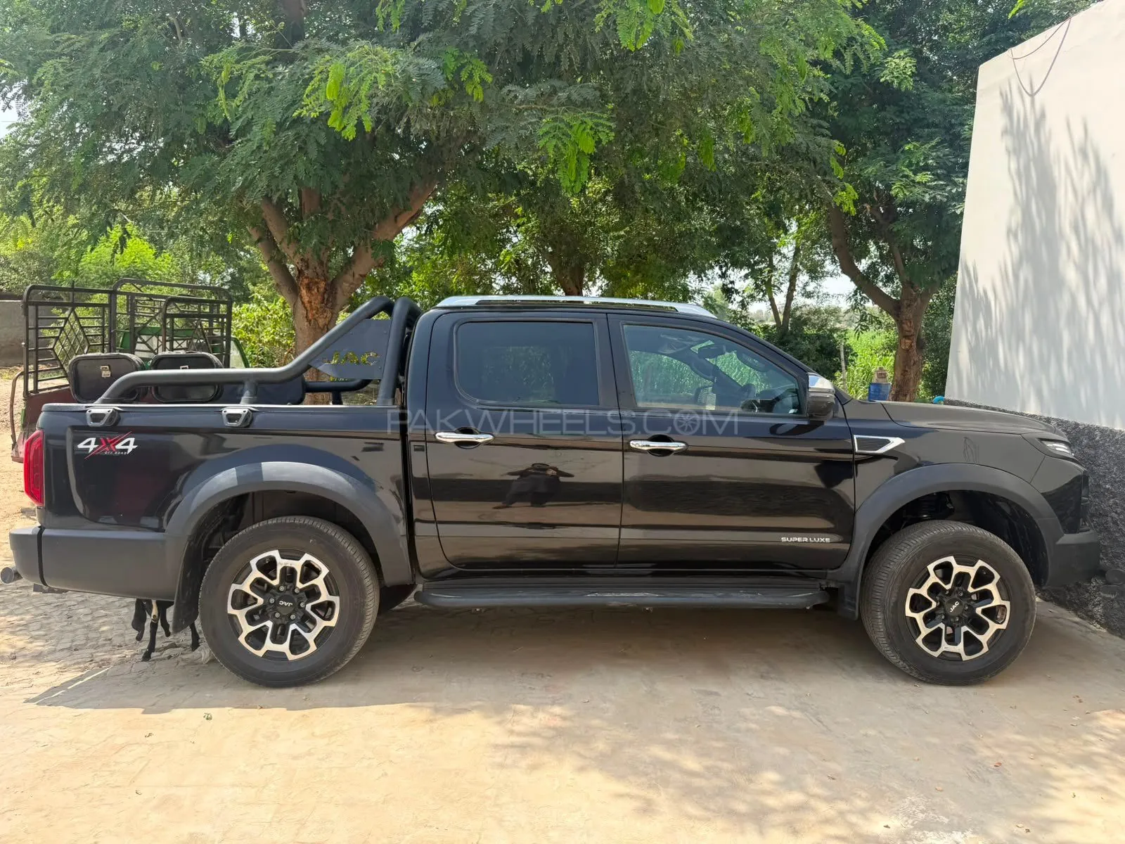 JAC T9