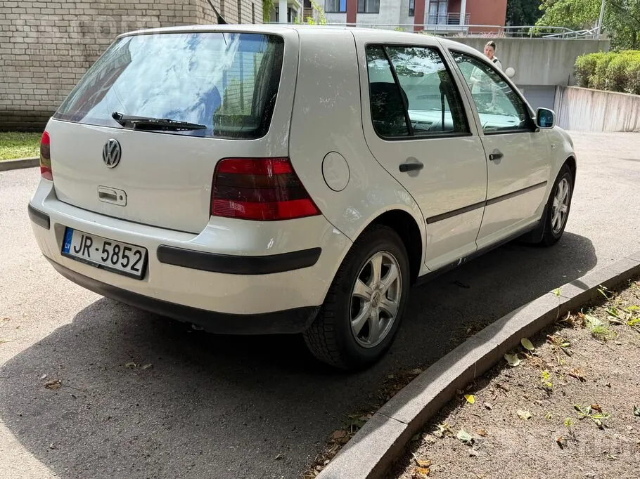 Volkswagen Golf 4