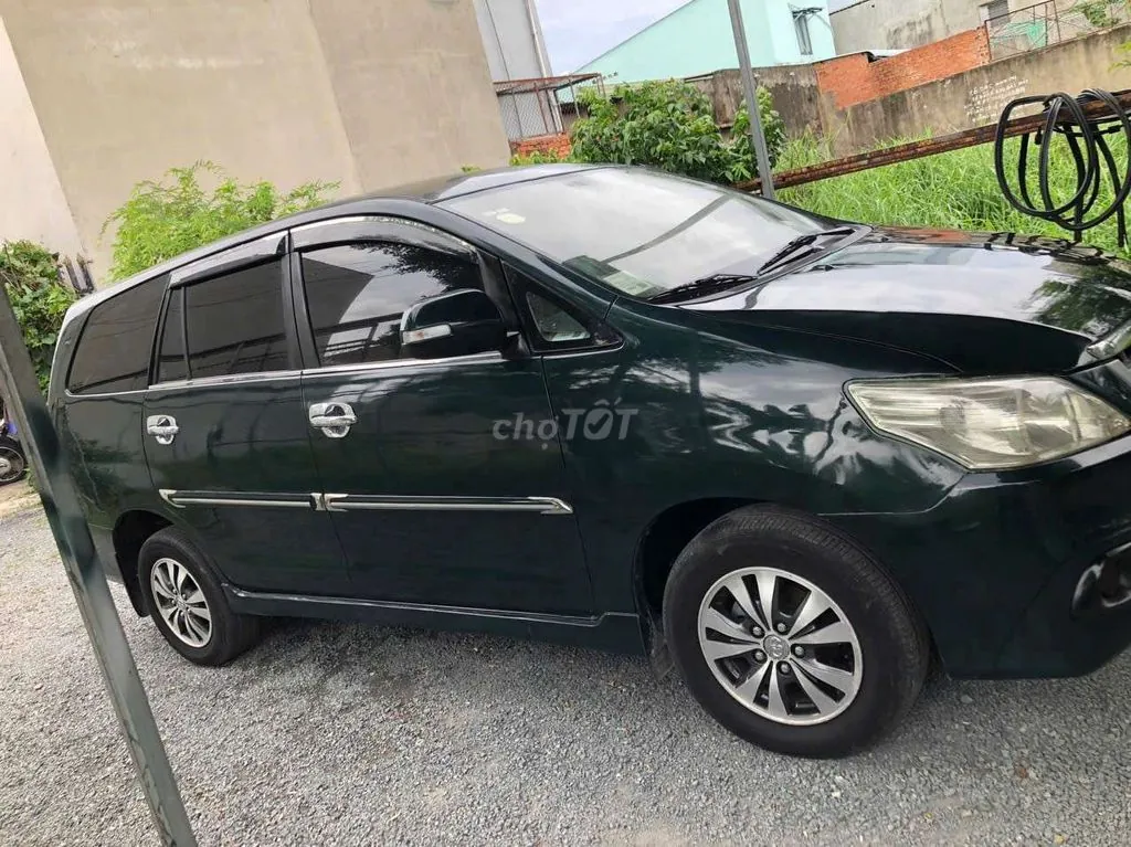 Toyota Innova 2015 photo 2
