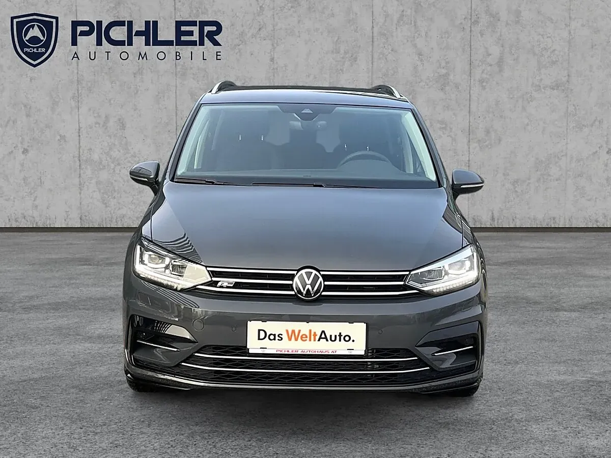 Volkswagen Touran 2025 photo 2
