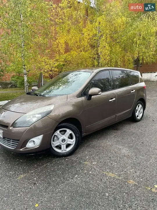 Renault Grand Scenic