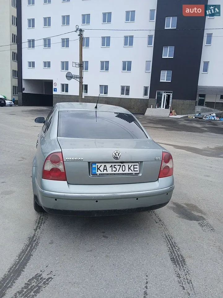 Volkswagen Passat 2004 photo 2
