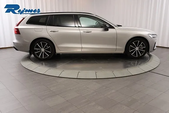 Volvo V60 2025 photo 3