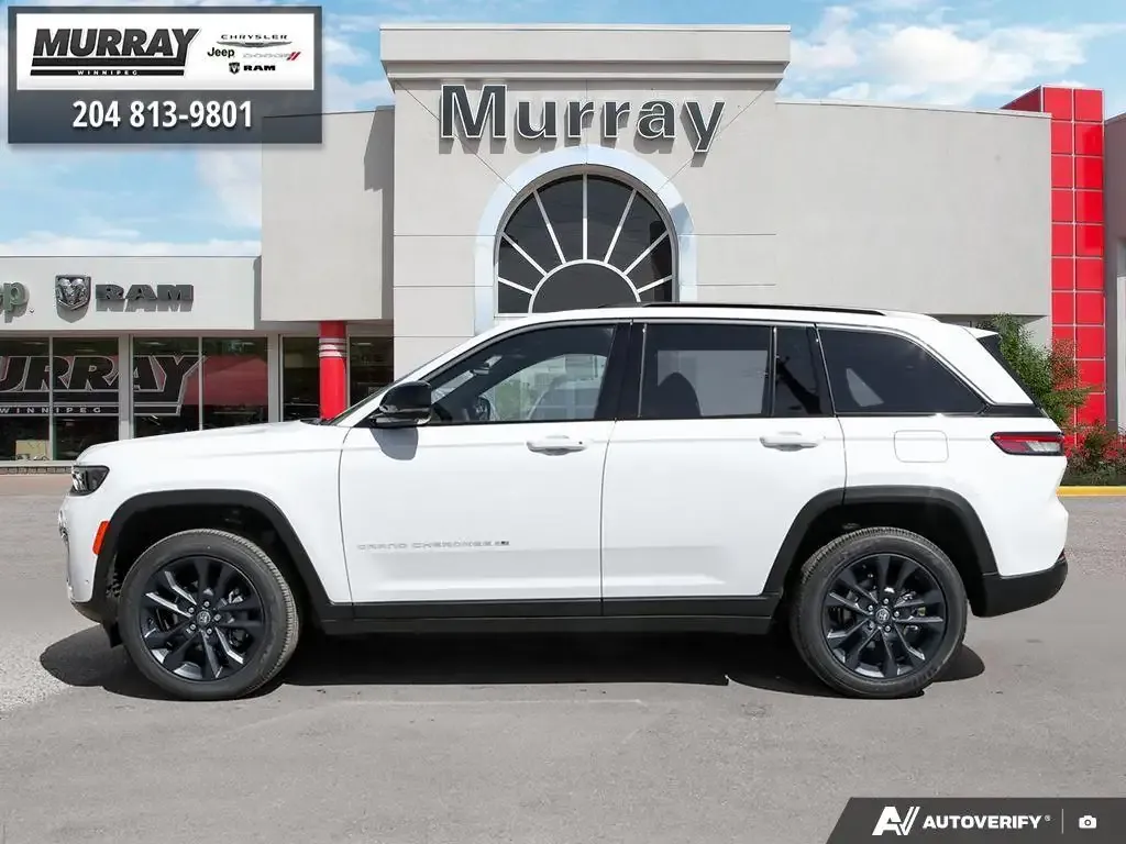 Jeep Grand Cherokee 2026 photo 2