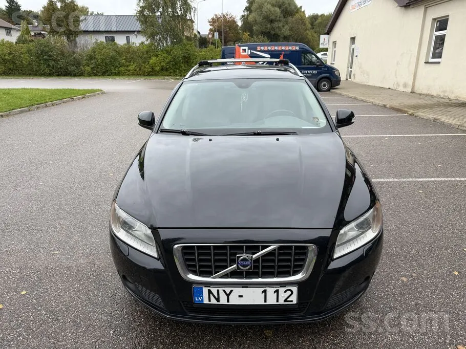 Volvo V70 2008 photo 3