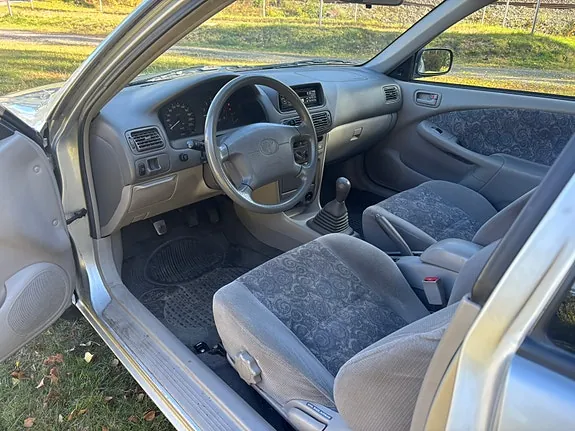 Toyota Corolla 1999 photo 5